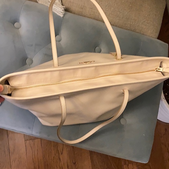 Coach Pebble Leather Purse - Picture 4 of 13